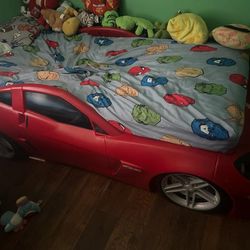 Step2 Corvette Convertible Toddler To Twin Bed With Lights