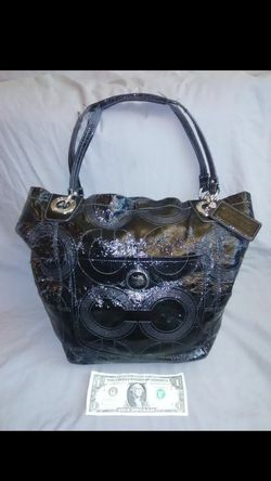 Large Coach leather purse-No.K0920-14295