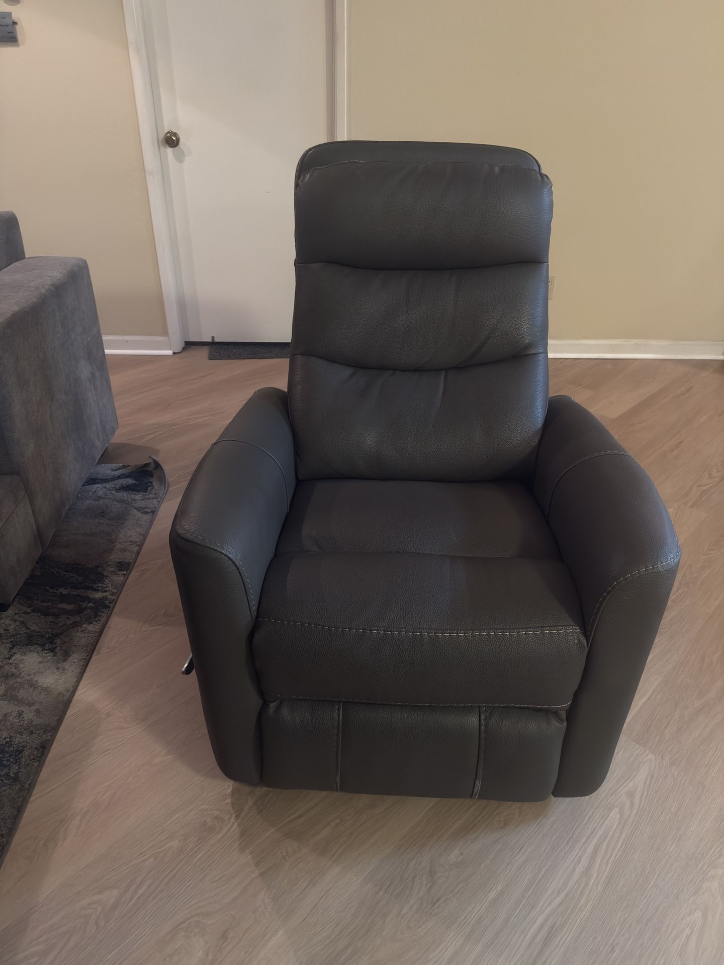 Living Spaces Hercules Grey Manual Swivel Glider Recliner
