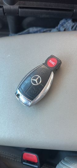 OEM Mercedes-Benz key fob