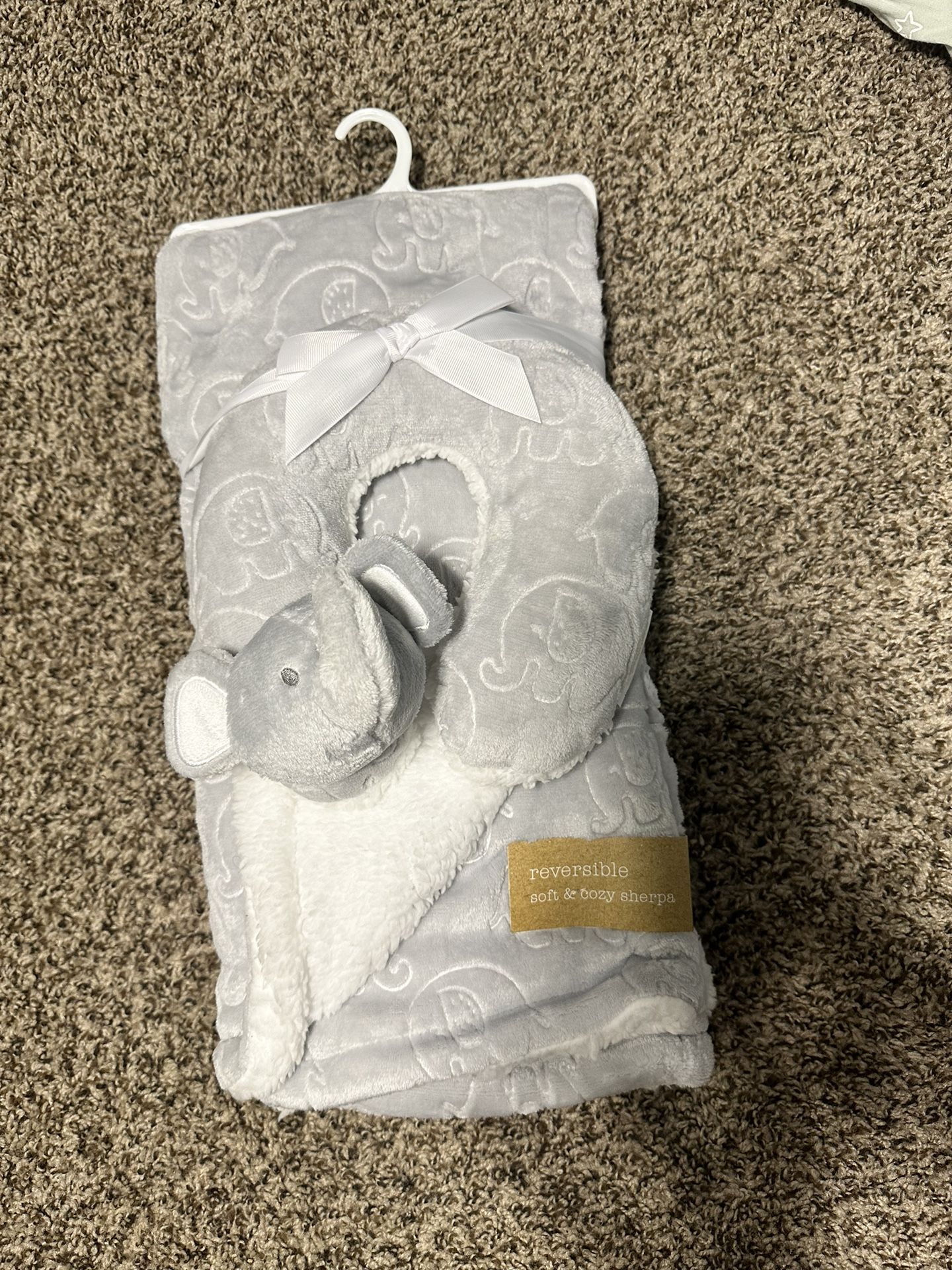 Infant Neck Pillow/blanket