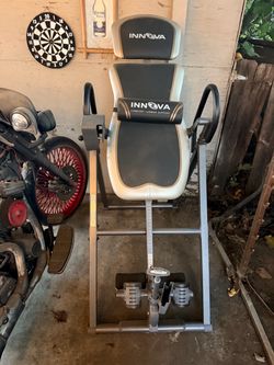 Innova inversion table