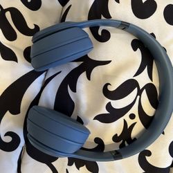 Beats Solo 4 - Wireless Bluetooth in-ear headphones, compatible with Apple and Android, with a battery life of up to 50 hours - SLATE blue