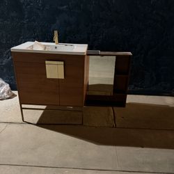 Bathroom Faucet And Medicine Cabinet 