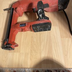 2022 HILTI BX 3-22  BATTERY POWERED NAILER (NURON) Model PAN1762