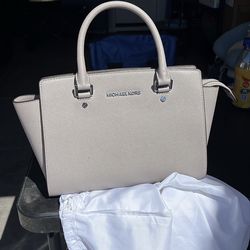 Michael Kors handbag