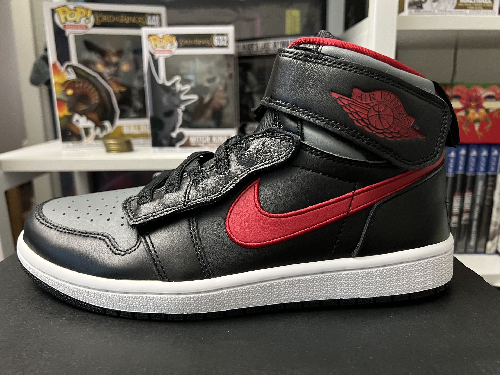 Air Jordan 1 HI FlyEase