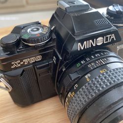 Minolta X-700