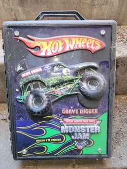 Monster trucks hot wheels