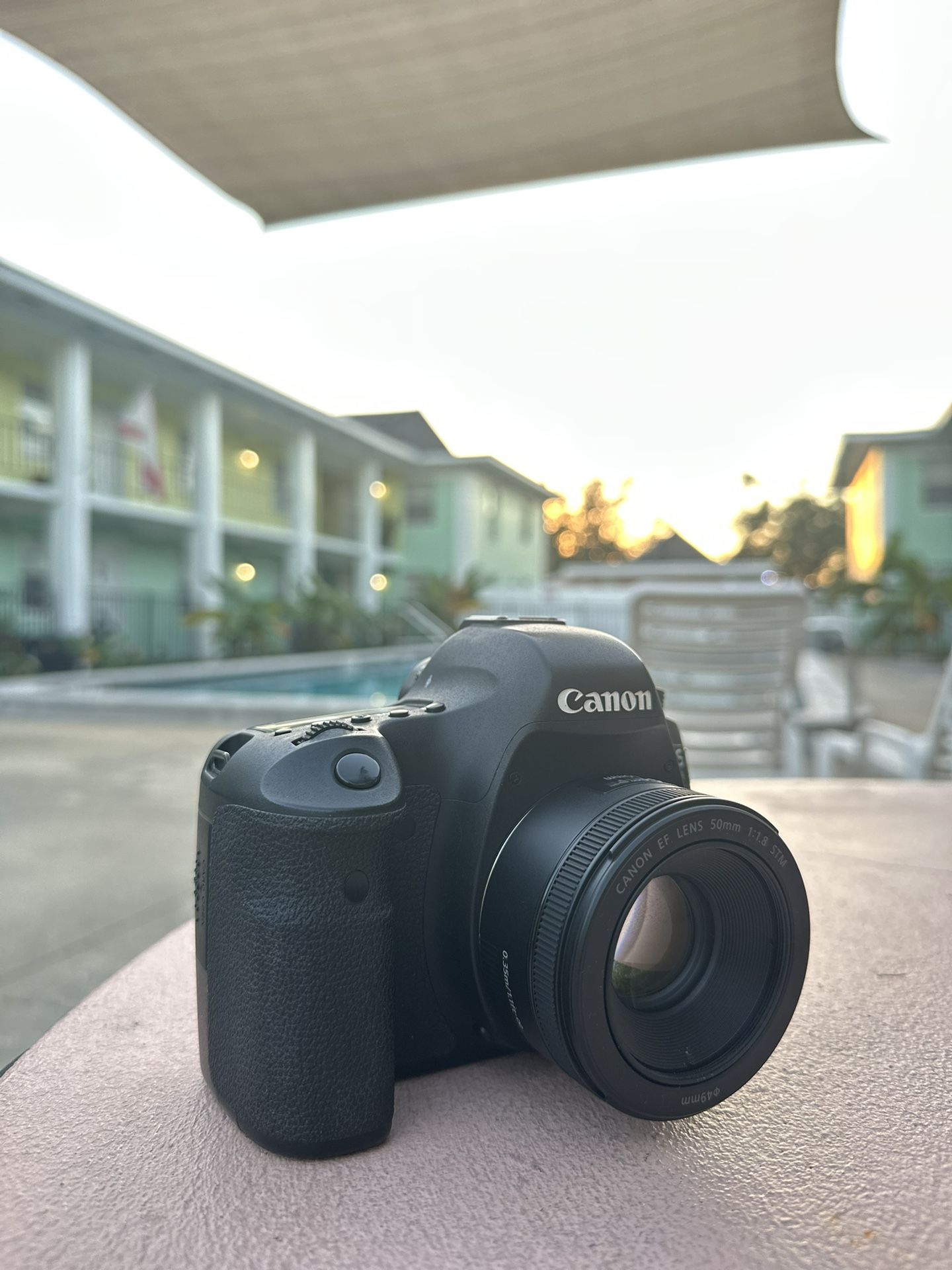 EOS Canon 6D with 50mm 1.8 lens