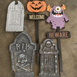 Halloween Yard Props 