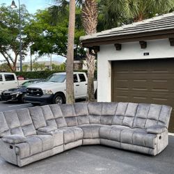 🛋️ Sectional Couch/Sofa - Recliner - Microfiber - Gray - Delivery Available 🚛
