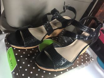 Size 11 wedges "New"