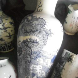 Chinese  Oriental Vases