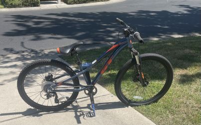 GT SPECIALIZED 26in STOMPER PRO