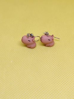 Capybara Dangle Earrings