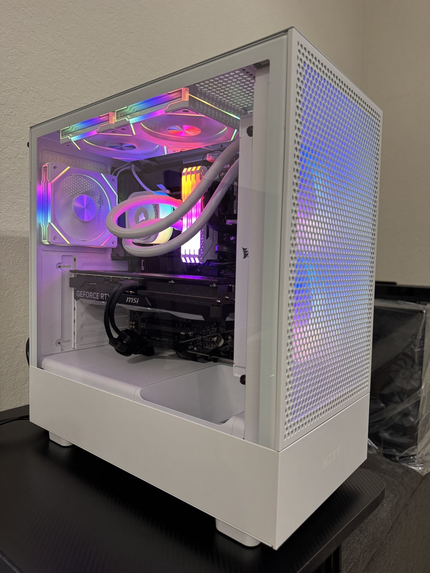 GAMING PC | RTX 4070 TI | INTEL CORE i9-13900K | 32GB RAM | 2TB SSD.