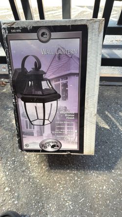 Wall lantern