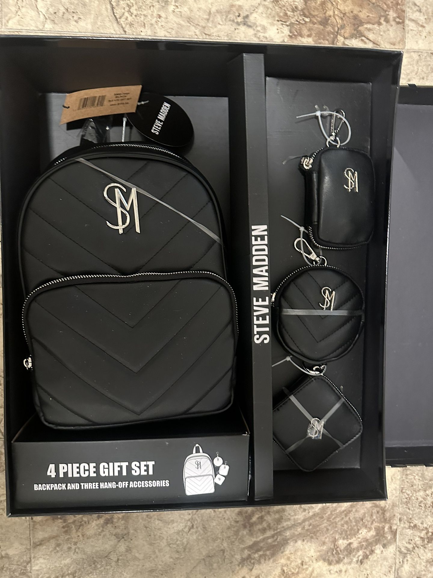 🖤 New Steve Madden 4-Piece Backpack Gift Set