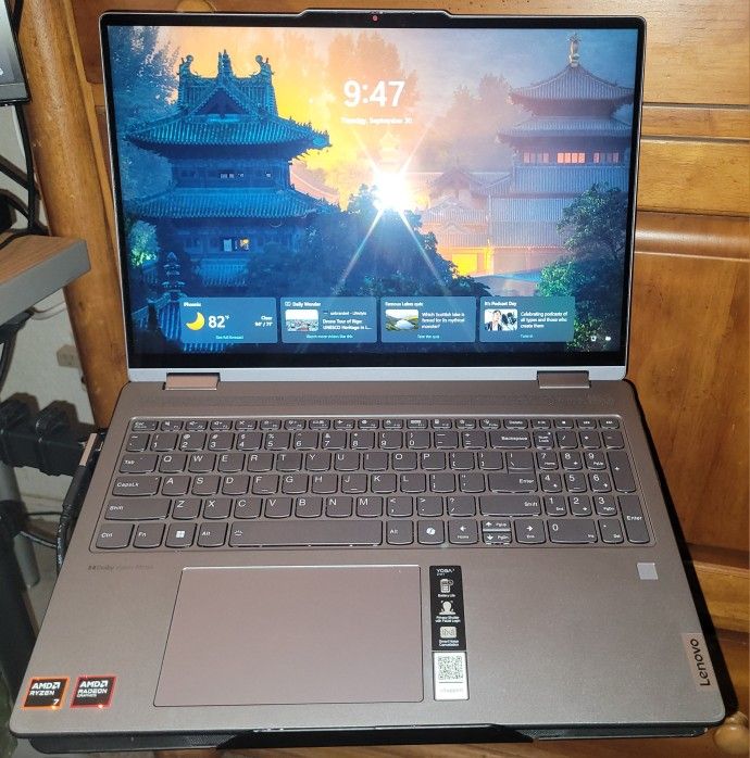 Lenovo Yoga 7 2-in-1 16" Ryzen 7 16GB 1TB Warranty