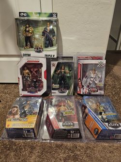 WWE Elite HBK & HHH LOT Of 7 Figures
