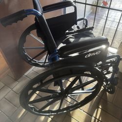 Drive Medical Blue Streak Lightweight Wheelchair