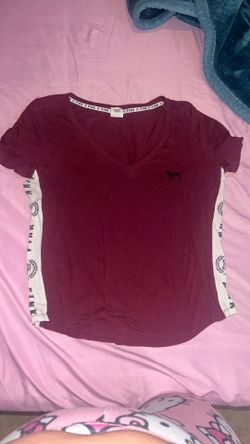 Vs pink shirt