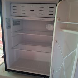 Haier Mini Fridge 