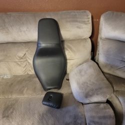 NEW 2005 Suzuki Intruder Seat New Never Used  NEW 