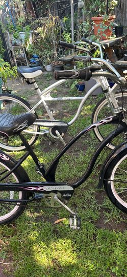 HIS Rally Sport & HERS ELECTRAS HERS 3 Speed the Betty $150 & His $140 Or $250 For Both Thanks