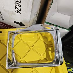 1985 Chevy S10 HEADLIGHT BEZELS