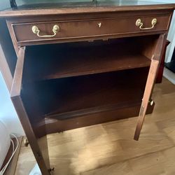 ✨ Vintage Wood Storage Cabinet / Sideboard ✨