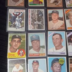 25 Vintage Baseball Cards 