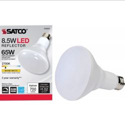 SATCO LED LIGHT BULB $3.50 each