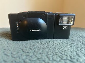 Vintage Olympus XA 35mm Rangefinder Film Camera with A11 Electronic Flash & Original Hard Case