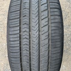 Falken 255/40/19  (1) Tire      TC