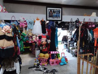 Our Venders at i-75 flea market located at 4121 n.w. 44th Ave. Ocala, Fl. 34482