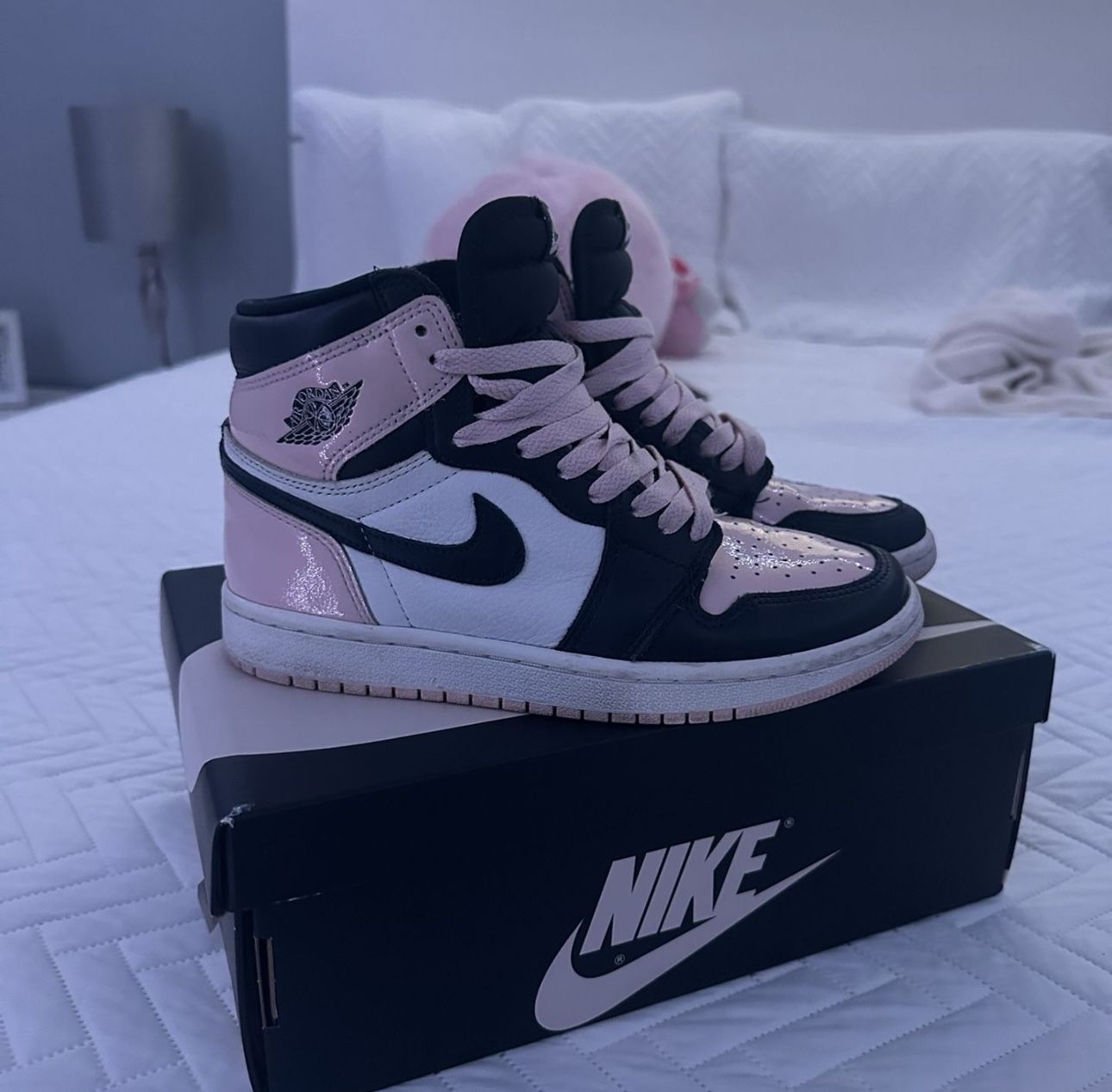 Jordan 1 Retro High Bubble Gum