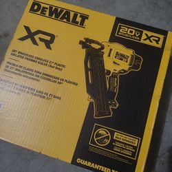 DEWALT BRUSHLESS CORDLESS 21° PLASTIC COLLATED FRAMING NAILER 