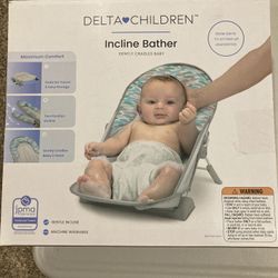 Brand New Incline Baby Bather