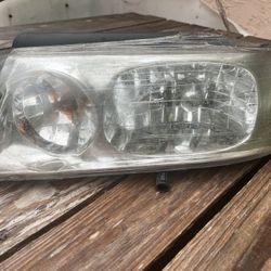 Navigator Headlight
