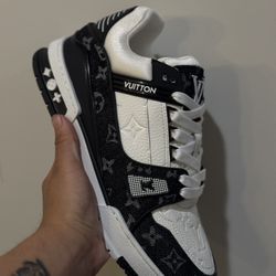 Louis Vuitton Trainer Sneaker