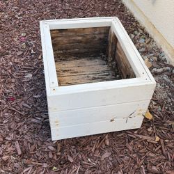 FREE Planter Box
