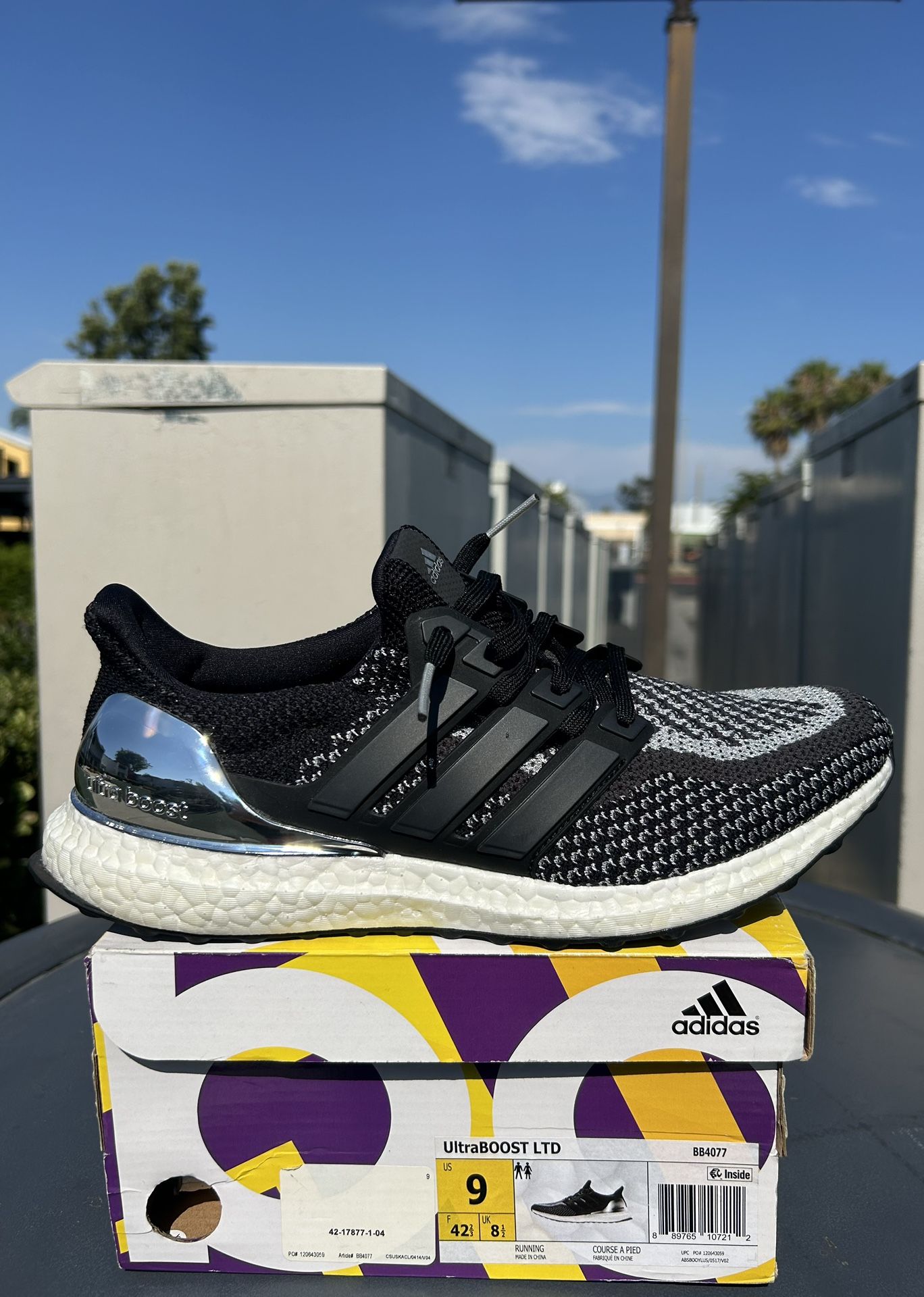 Vnds Adidas Ultraboost 2.0 “Silver Metal” Size 9