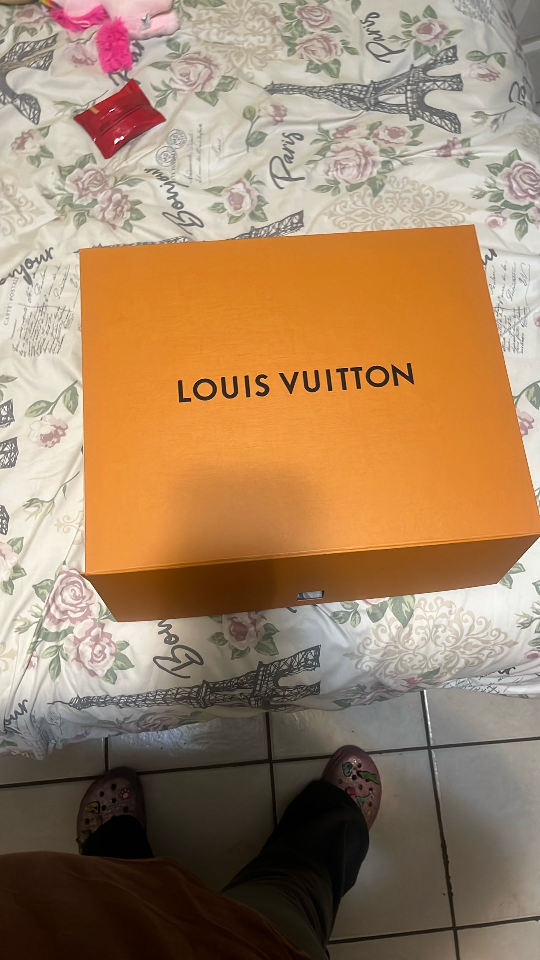 Louis Vuitton box