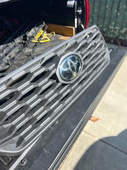 Toyota Tacoma grill