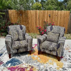 🚚 FREE DELIVERY ! Beautiful Multi color Pattern (2) Chair Set