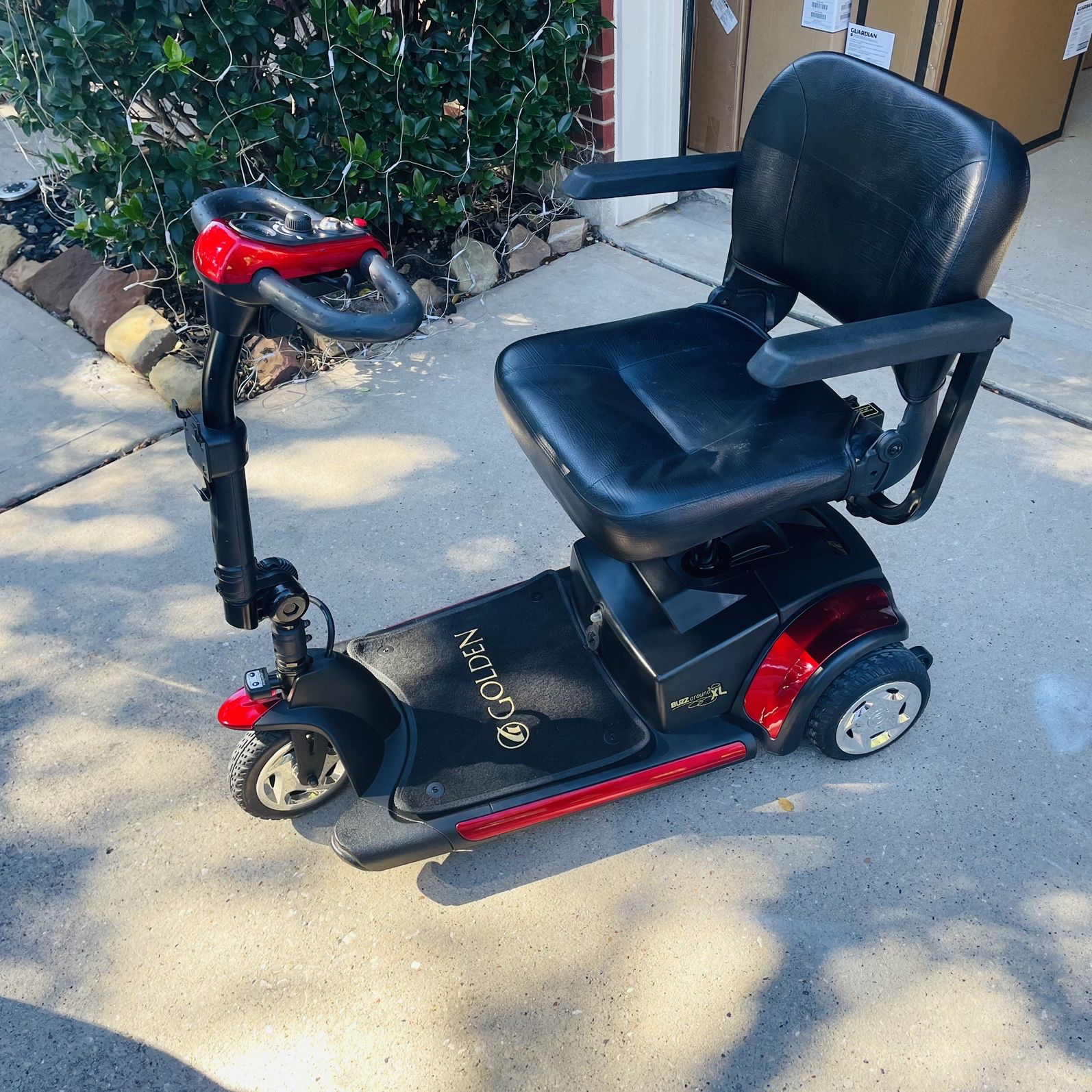 scooter Like New.    2 Months Warranty 