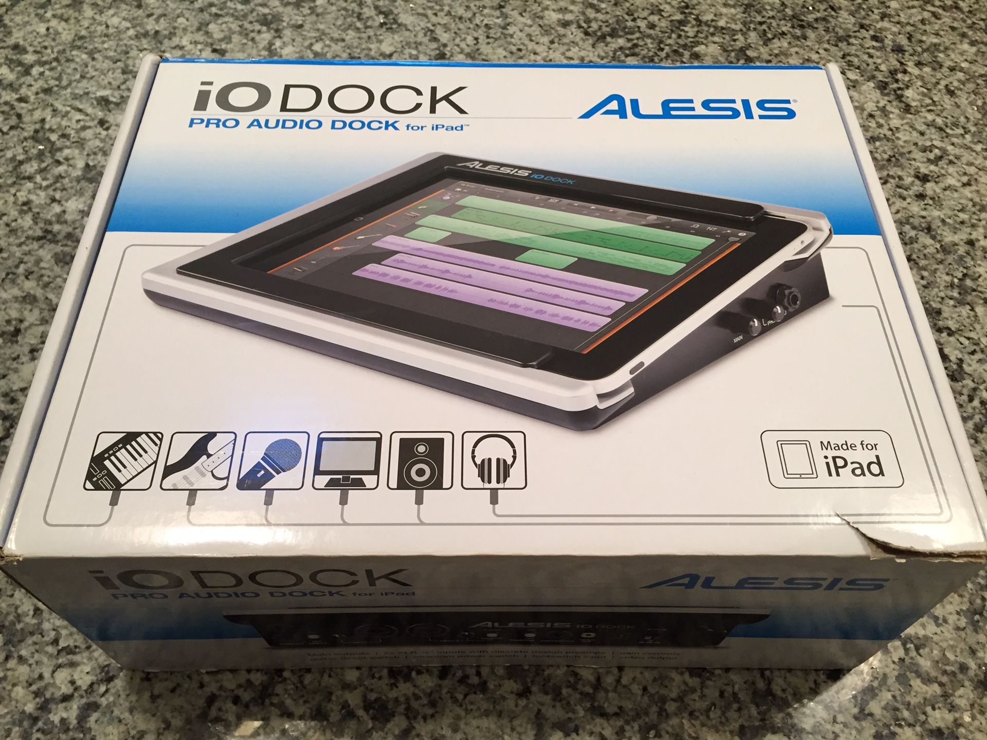 Alesis iODOCK - fits 1st 2nd and 3rd Generation iPads