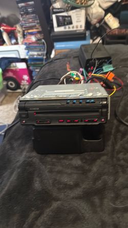 Stereo kenwood.  Kvt.  516.
